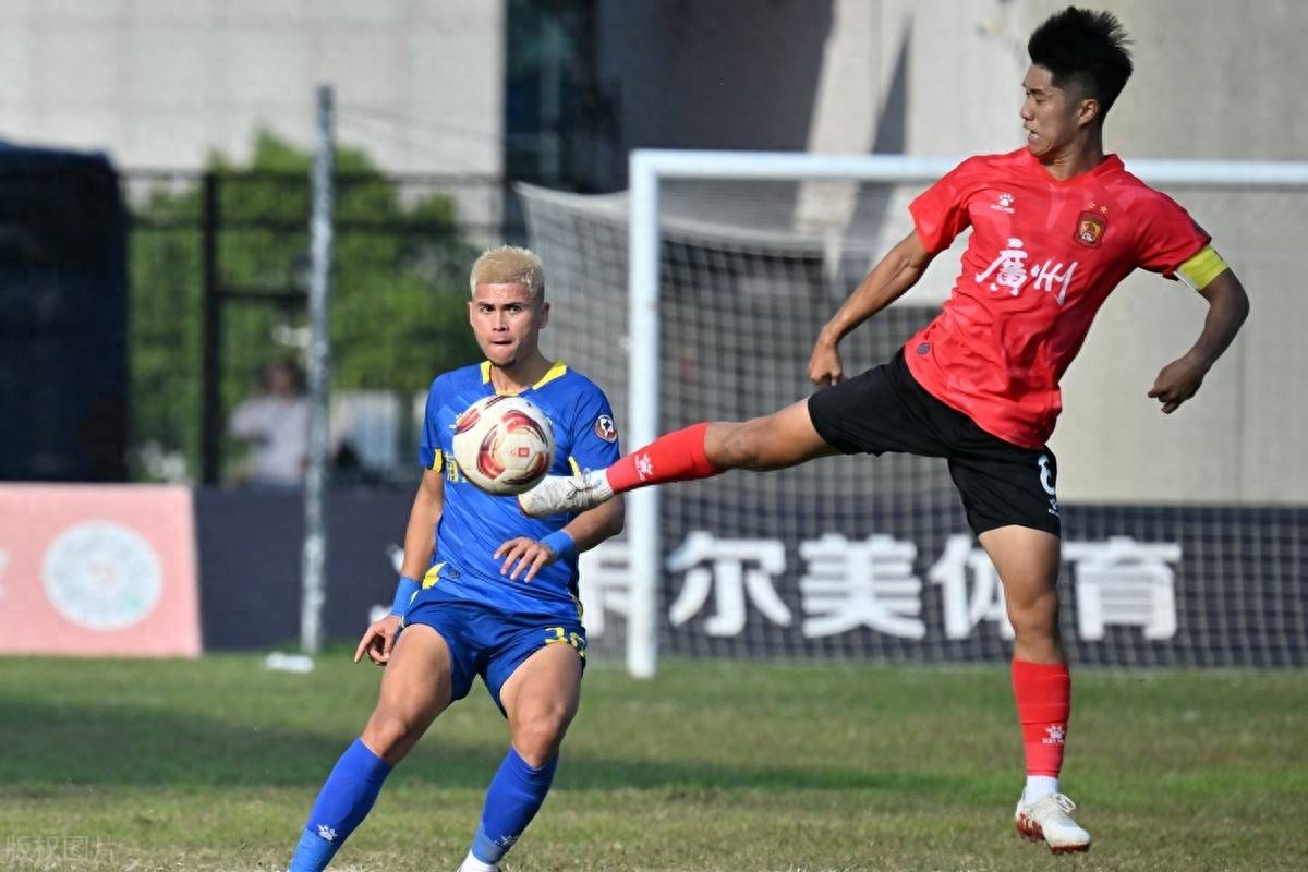 国际比赛日突围战来临；广州队围绕亚冠内部沟通；引发热议；训练强度明显提升的简单介绍