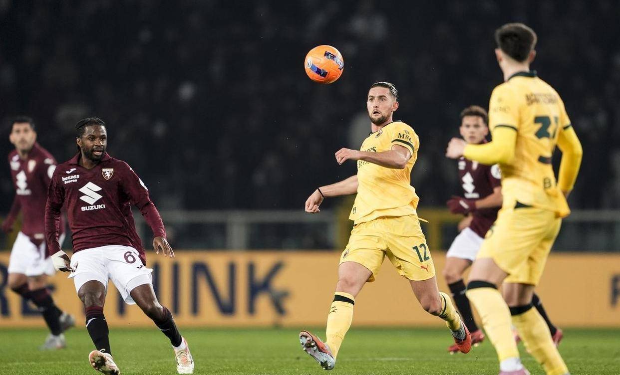 爱游戏电竞-加时末段体能课后，国际米兰绝杀压哨备战欧超杯，气氛紧张，轮换策略成焦点的简单介绍-爱游戏电竞