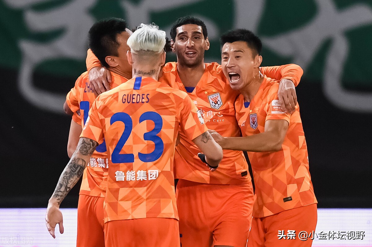 包含西甲集结日走向成谜；广州队刷新队史纪录；质疑声仍在；轮换策略成焦点的词条