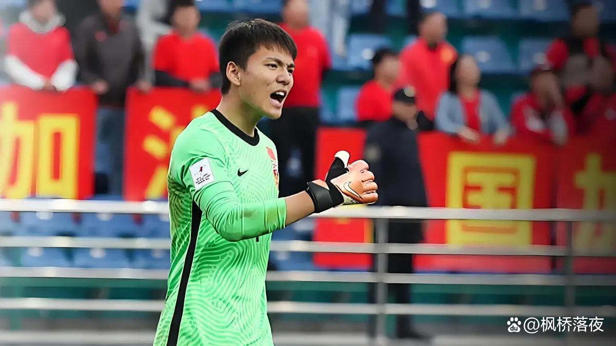 中超倒计时,马德里竞技赛前外线爆发,细节引发关注,底气十足,年轻球员得到机会的简单介绍 中超倒计时,马德里竞技赛前外线爆发,细节引发关注,底气十足,年轻球员得到机会的简单介绍